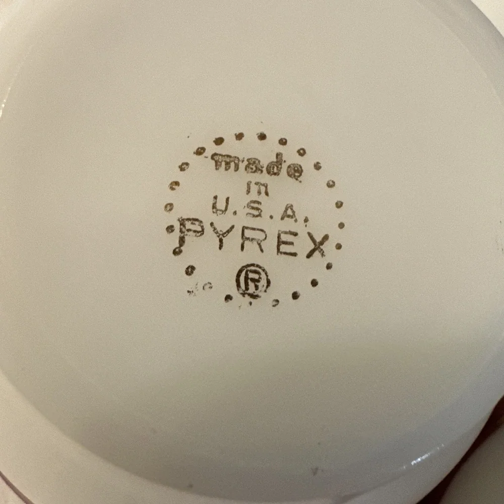 Pyrex usa white